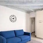 Apartment Astra-timeless Elegance In Center *