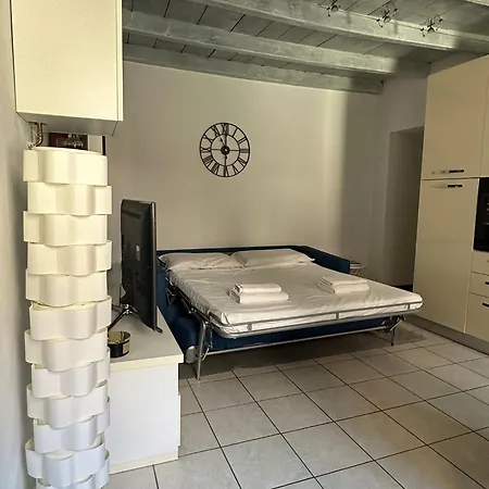 公寓 Astra-timeless Elegance In Center *